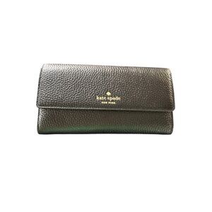 Kate Spade New York Jackson Street Meredith wallet in black pebbled leather.    